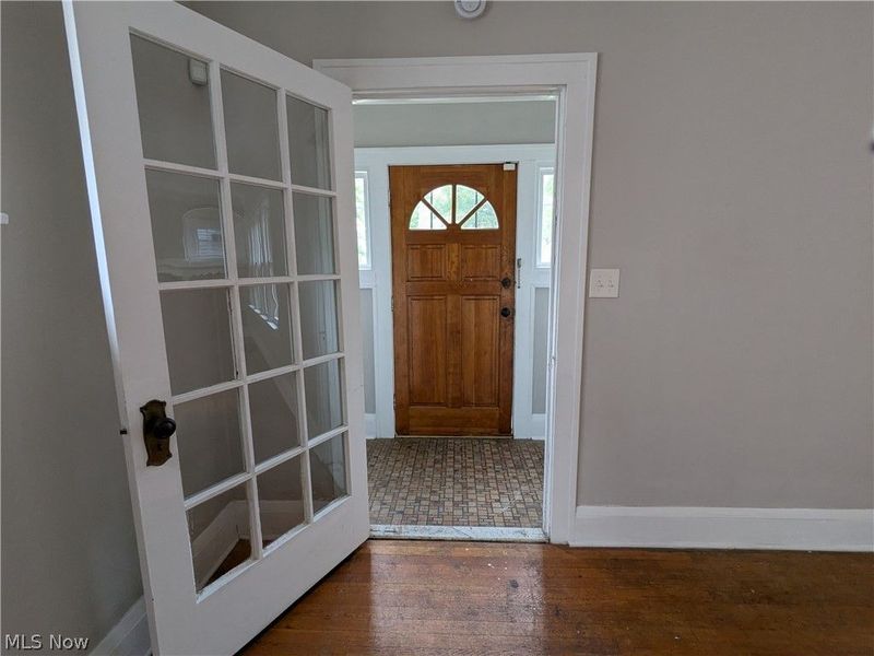 1151 Quilliams Road, Cleveland Heights, OH 44121 Photo 3