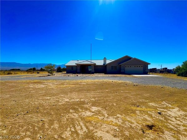 2671 N Murphy Street , Pahrump, NV 89060