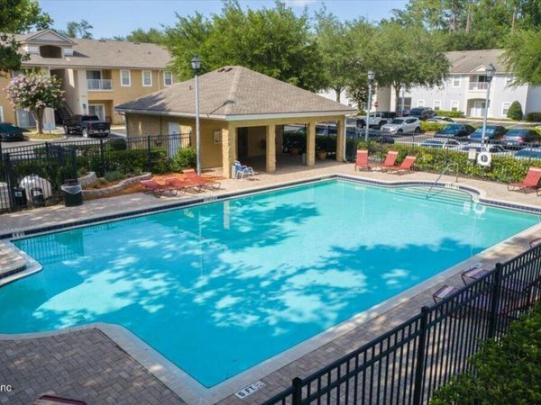 6100 MAGGIES Circle, Unit 104, Jacksonville, FL 32244