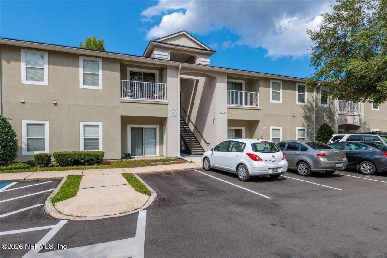 6100 Maggies Circle, Unit 104, Jacksonville, FL 32244 Photo
