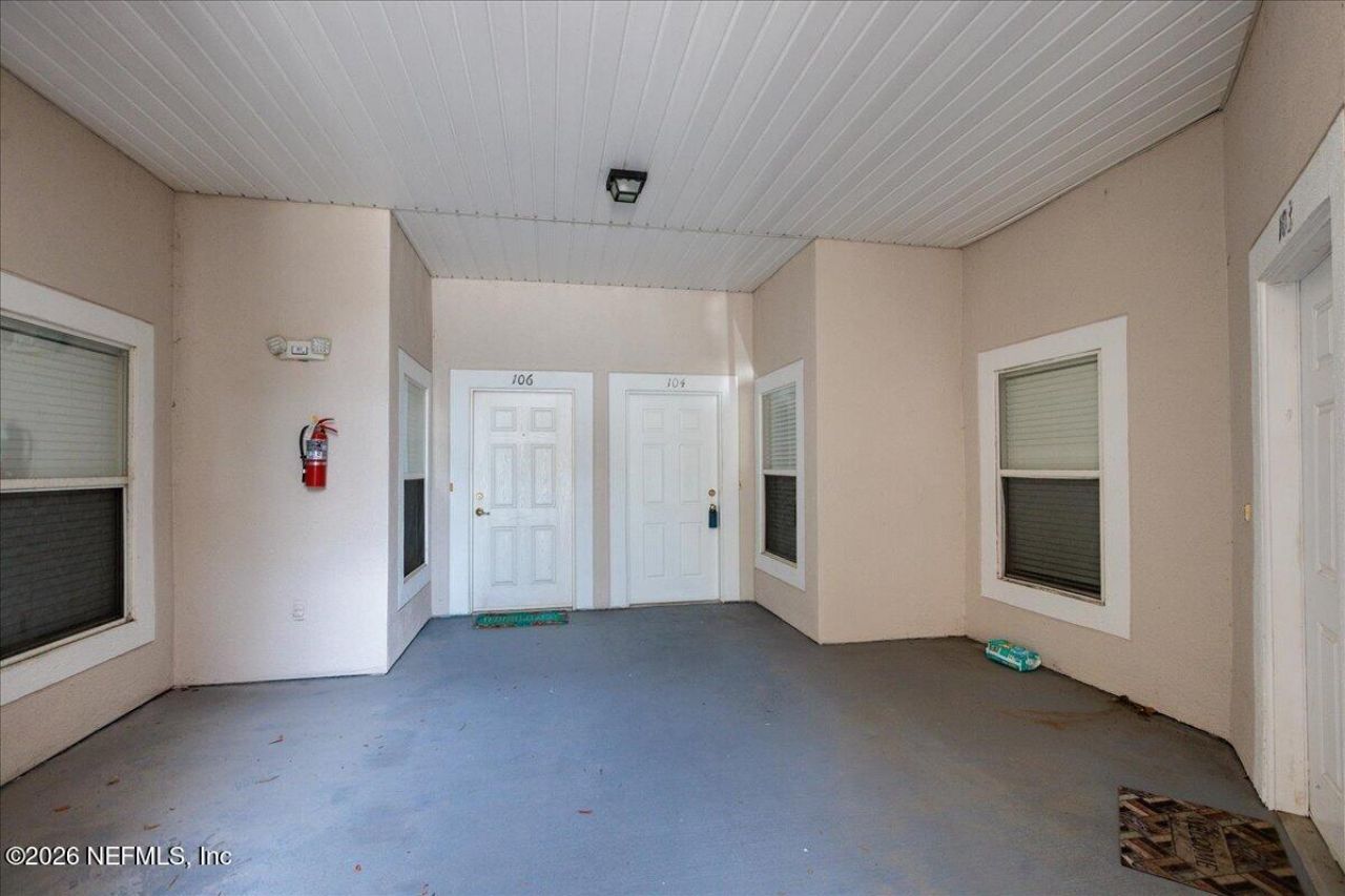 6100 Maggies Circle, Unit 104, Jacksonville, FL 32244 Photo