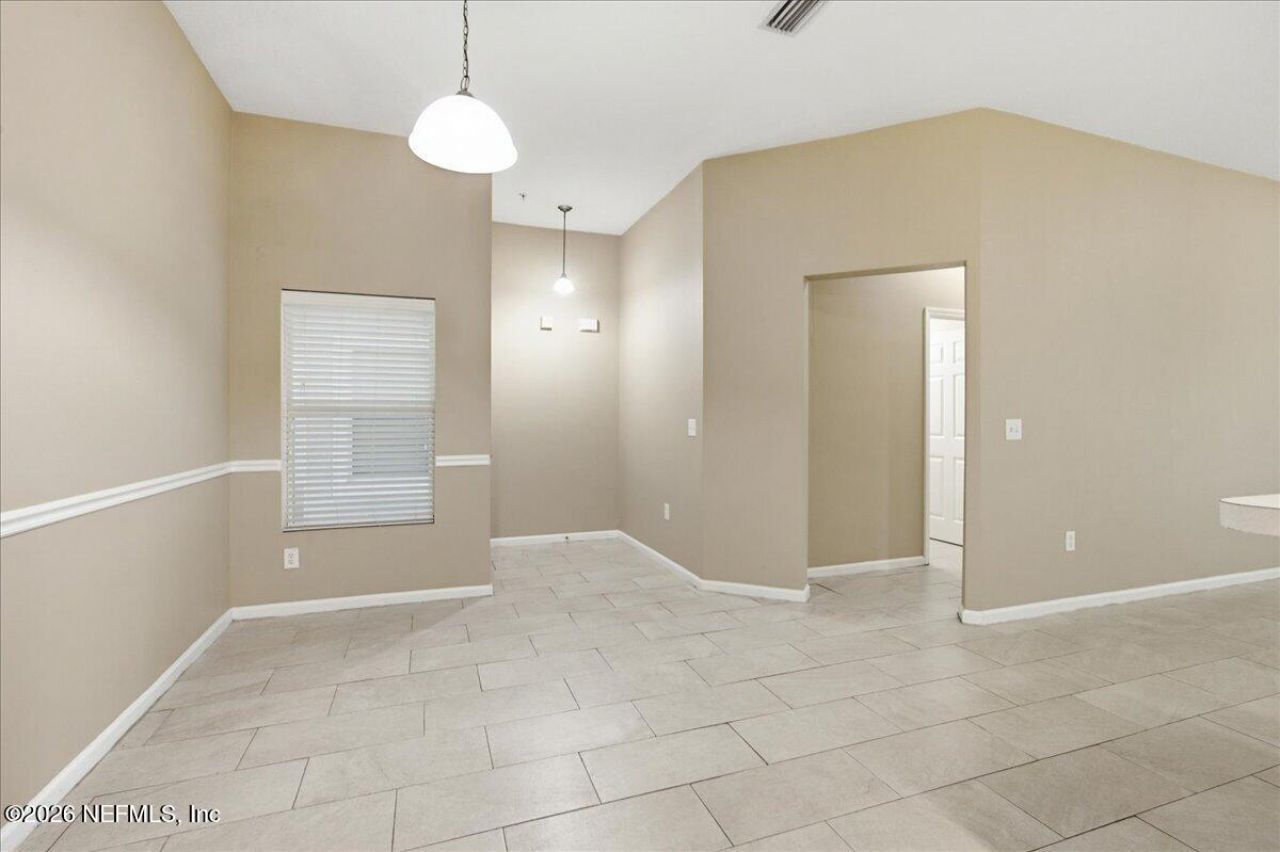 6100 Maggies Circle, Unit 104, Jacksonville, FL 32244 Photo