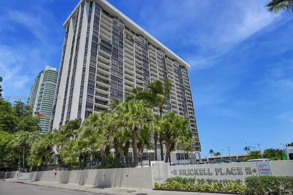 1901 Brickell Ave, Unit B1512, Miami, FL 33129 Photo