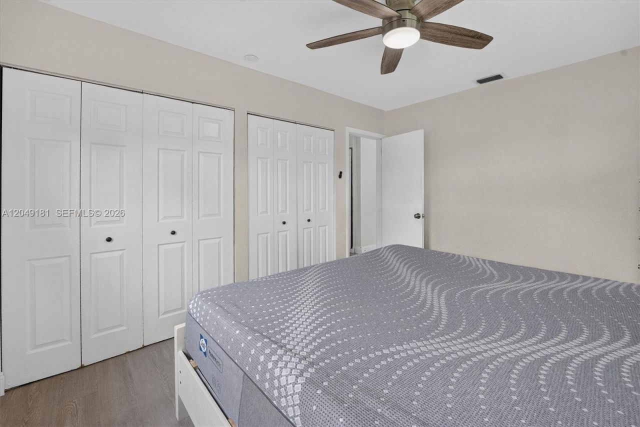 649 W Evanston Cir, Fort Lauderdale, FL 33312 Photo
