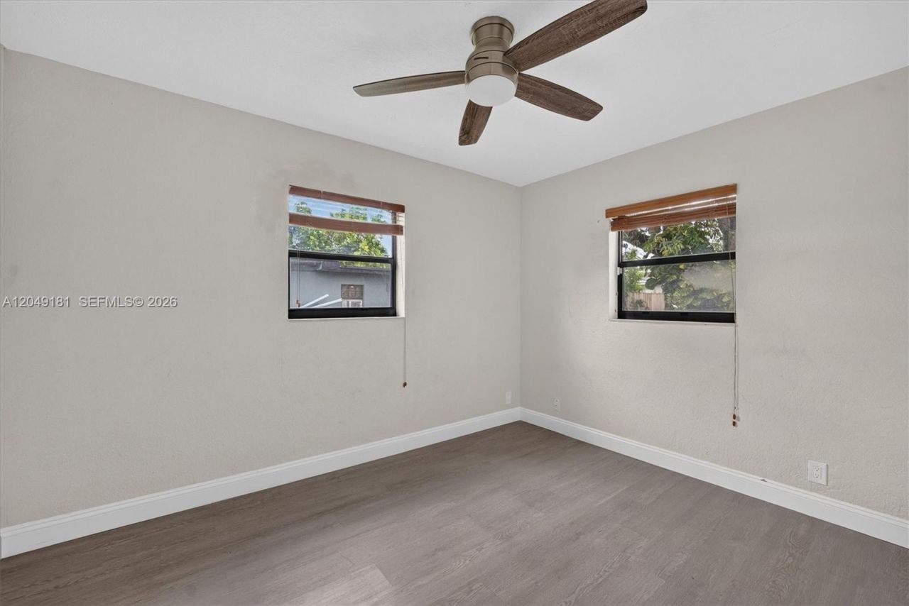 649 W Evanston Cir, Fort Lauderdale, FL 33312 Photo