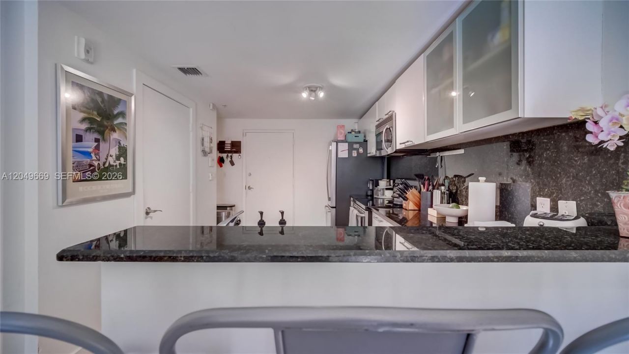 3339 Virginia St , Unit 323, Miami, FL 33133 Photo