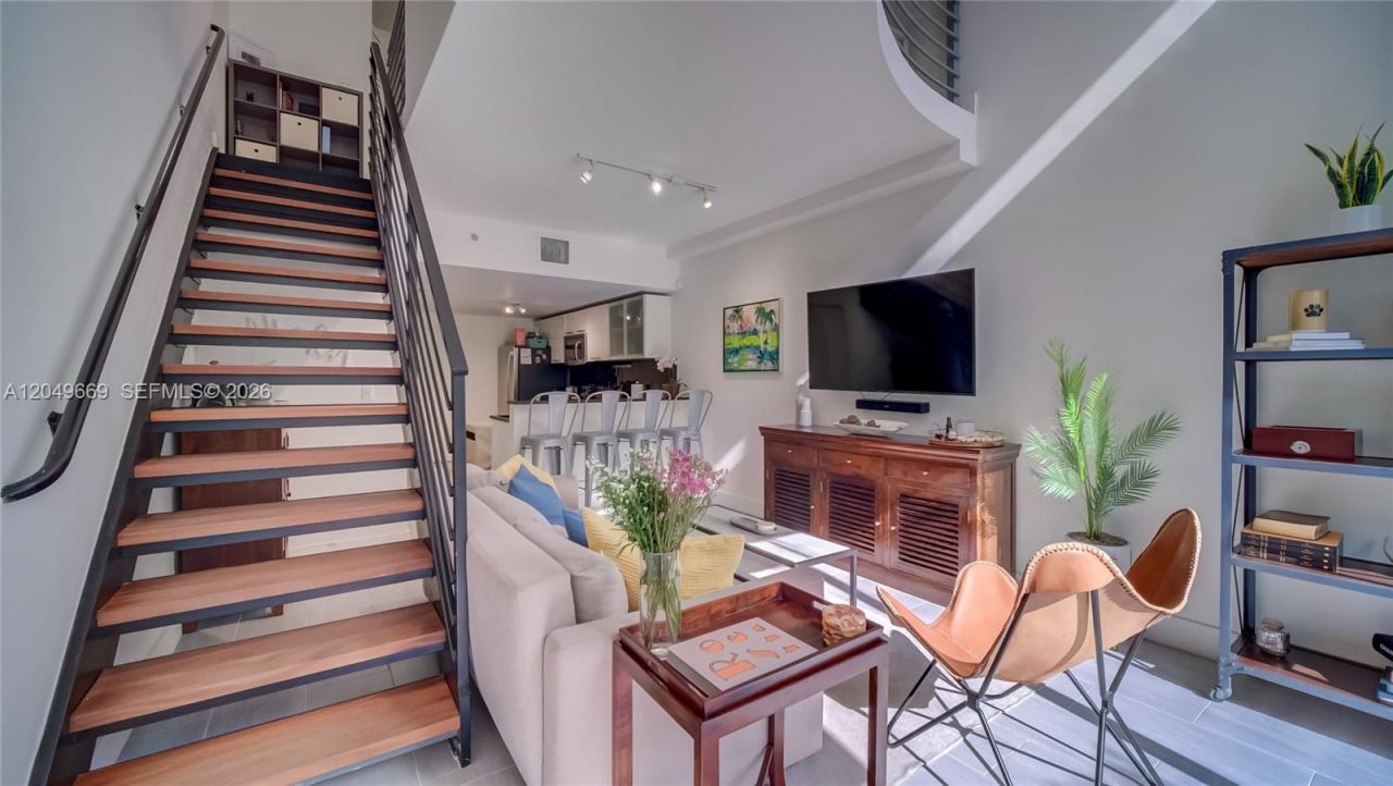 3339 Virginia St , Unit 323, Miami, FL 33133 Photo