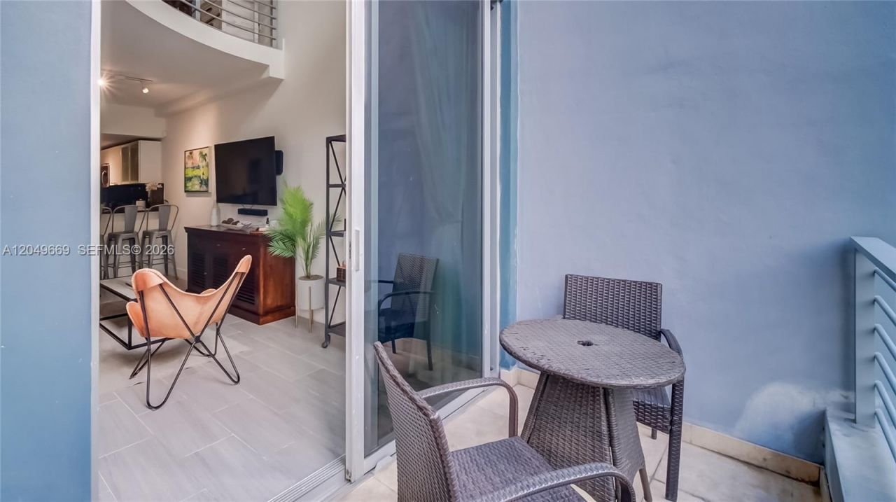 3339 Virginia St , Unit 323, Miami, FL 33133 Photo