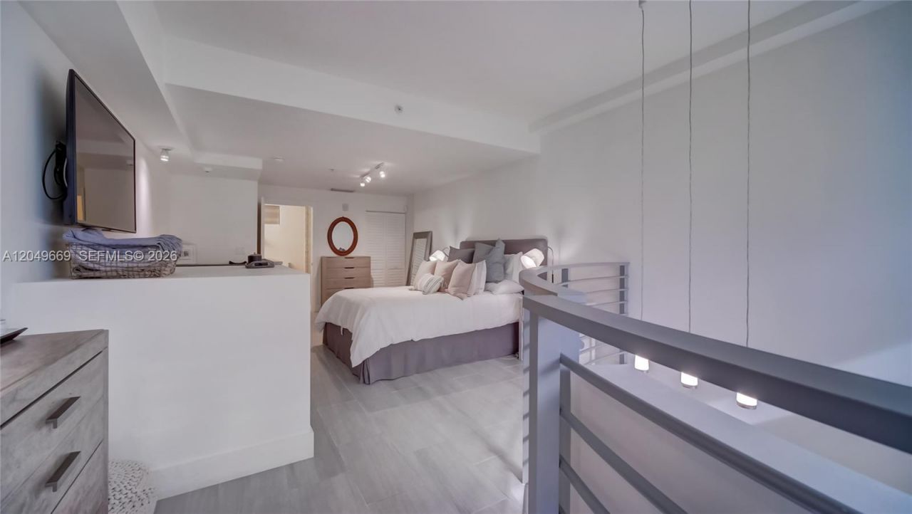 3339 Virginia St , Unit 323, Miami, FL 33133 Photo