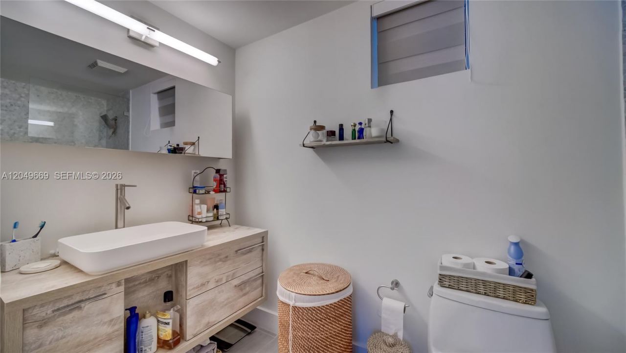 3339 Virginia St , Unit 323, Miami, FL 33133 Photo