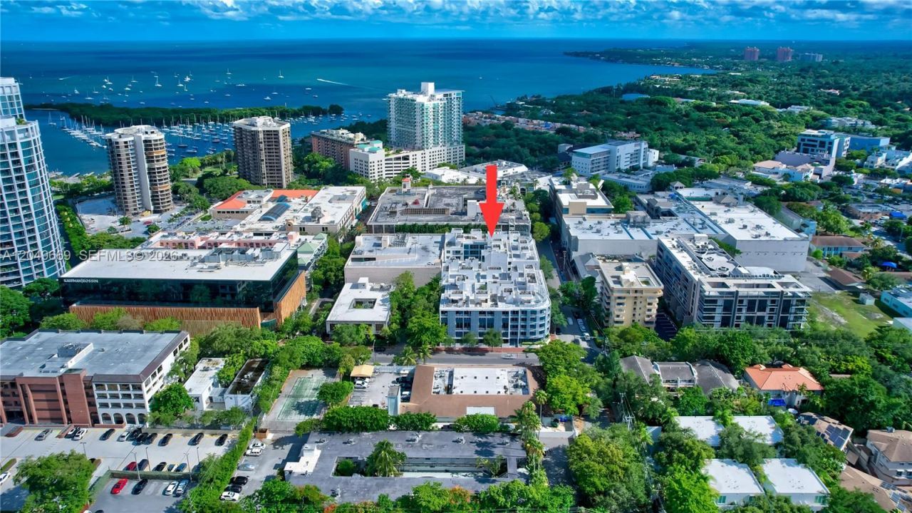 3339 Virginia St , Unit 323, Miami, FL 33133 Photo