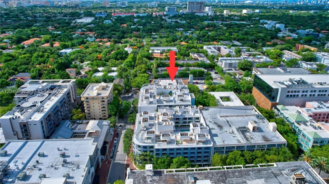 3339 Virginia St , Unit 323, Miami, FL 33133 Photo