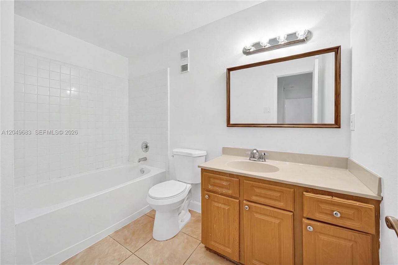 15070 SW 103rd Ln , Unit 2201, Miami, FL 33196 Photo