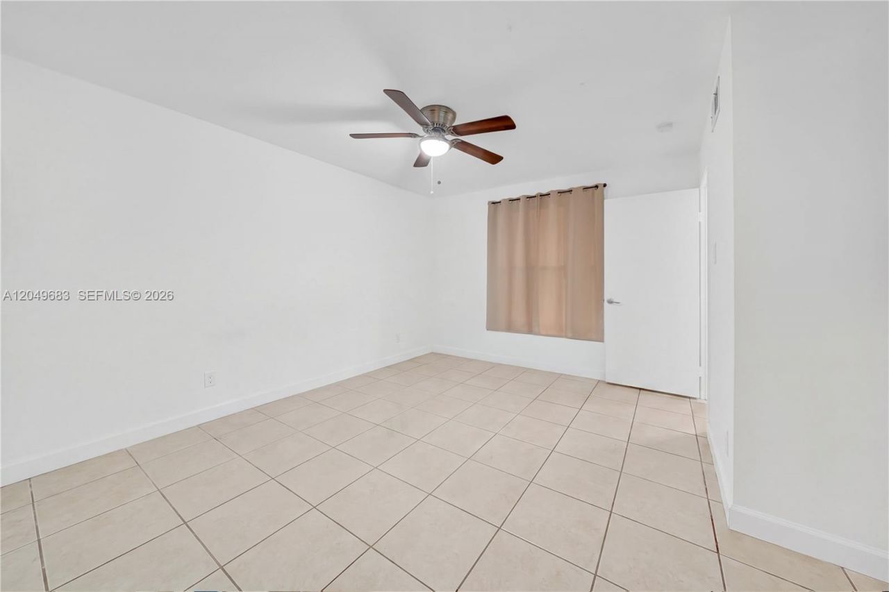 15070 SW 103rd Ln, Unit 2201, Miami, FL 33196 Photo