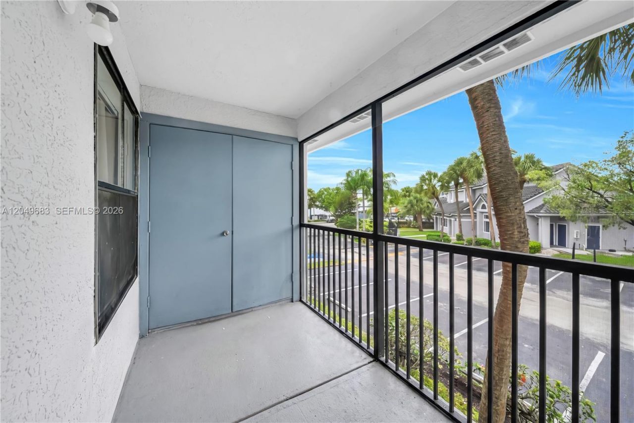 15070 SW 103rd Ln, Unit 2201, Miami, FL 33196 Photo