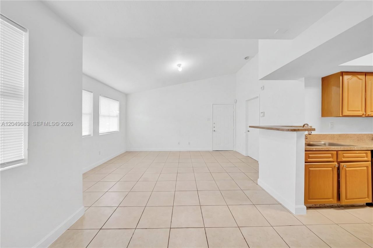 15070 SW 103rd Ln, Unit 2201, Miami, FL 33196 Photo