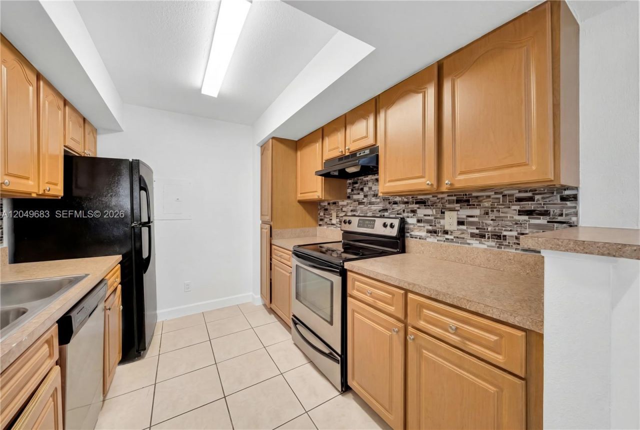 15070 SW 103rd Ln, Unit 2201, Miami, FL 33196 Photo