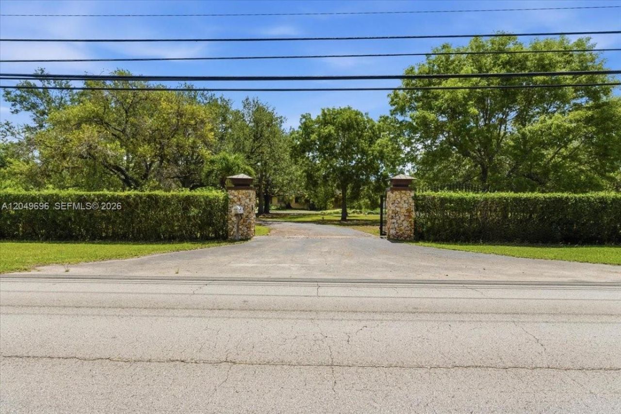 28975 SW 182nd Ave, Homestead, FL 33030 Photo