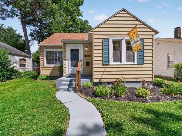 2315 Kenwood Avenue, Fort Wayne, IN 46805