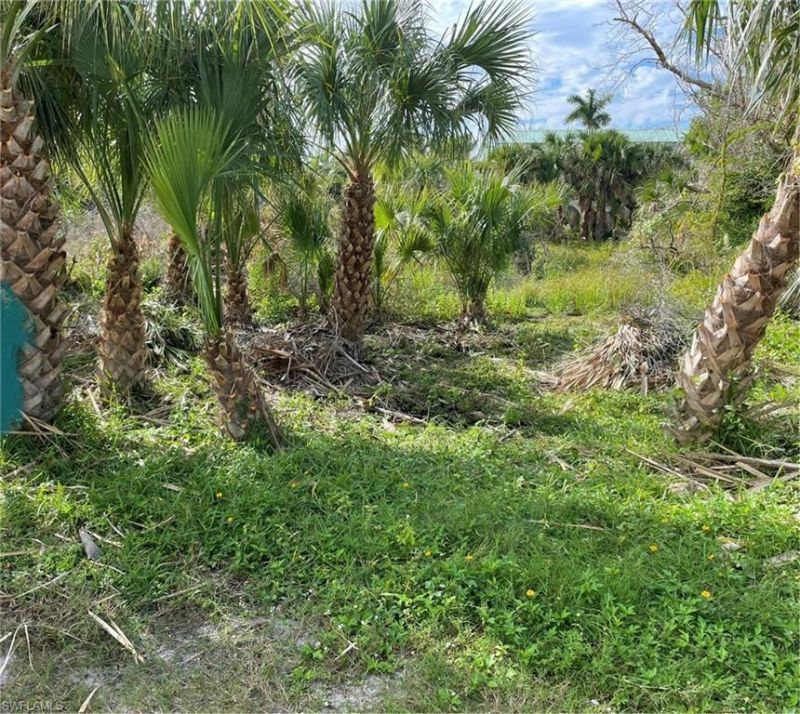 575 Sea Oats Dr, Sanibel, FL 33957 Photo