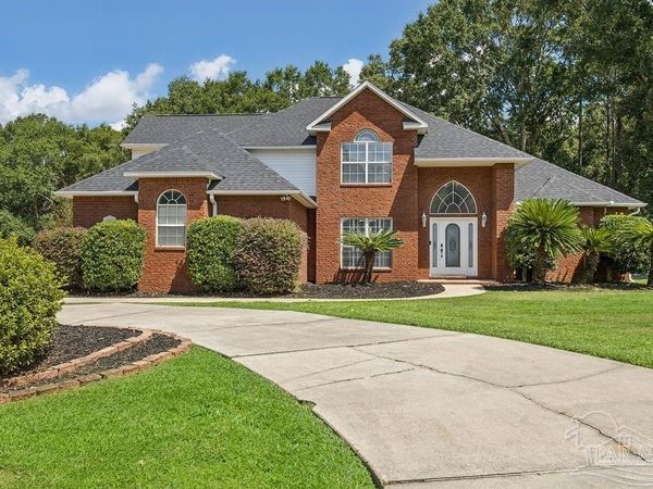 3028 Greystone Dr, Pace, FL 32571
