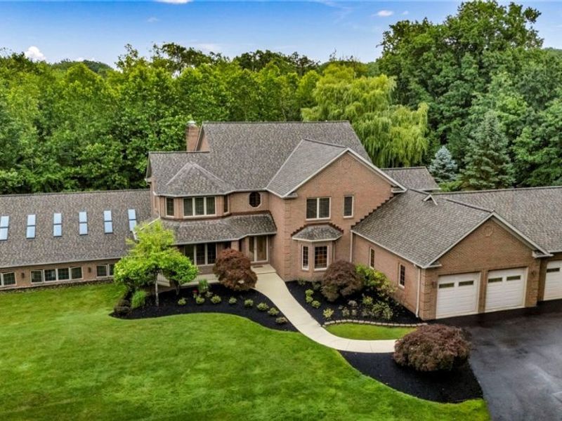 7282 Pinehill Road, Concord Township, OH 44077 Photo 2