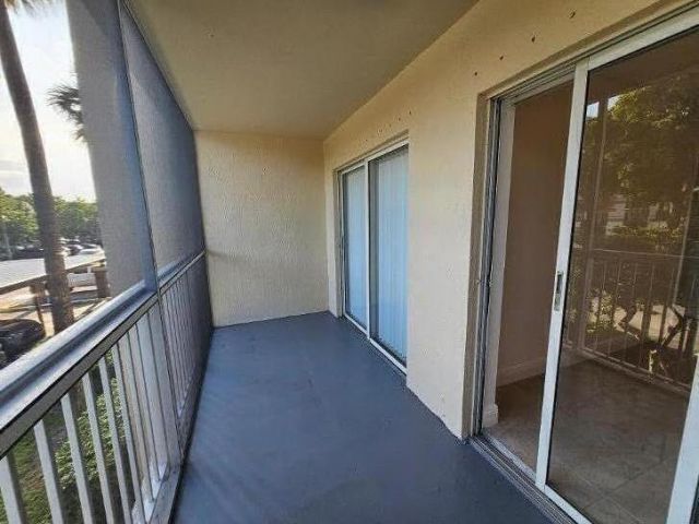 460 S Park Road, Unit 6-207, Hollywood, FL 33021 Photo