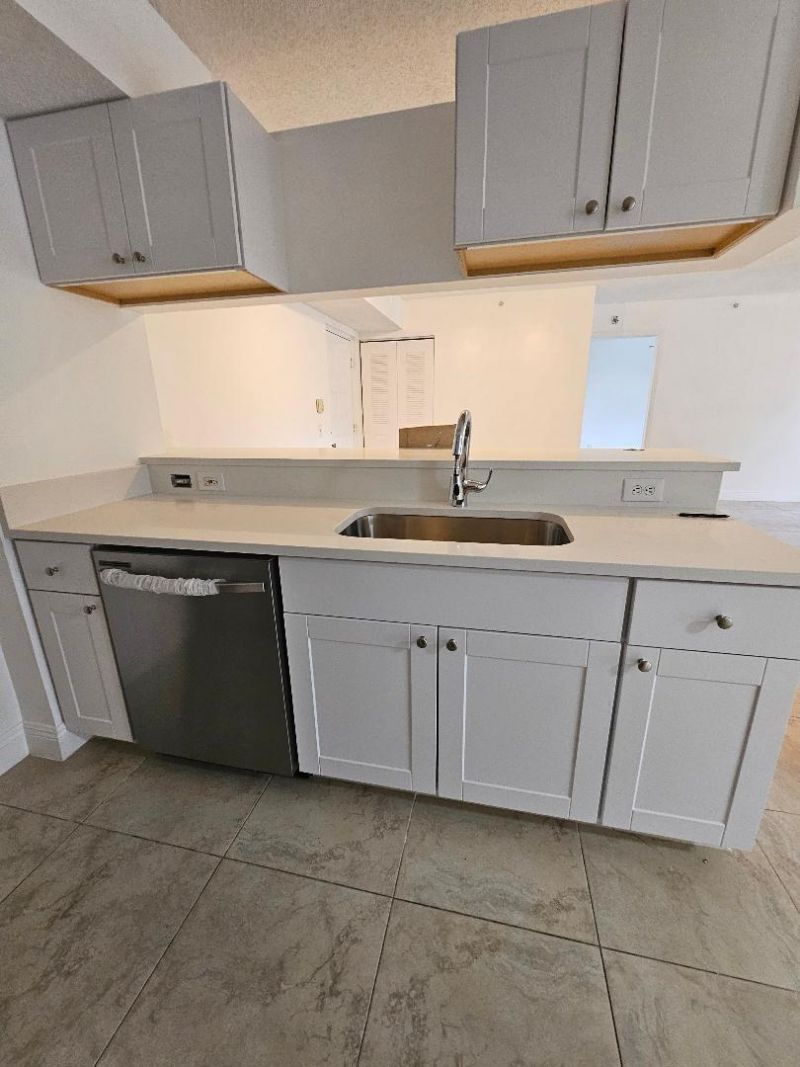 460 S Park Road, Unit 6-207, Hollywood, FL 33021 Photo