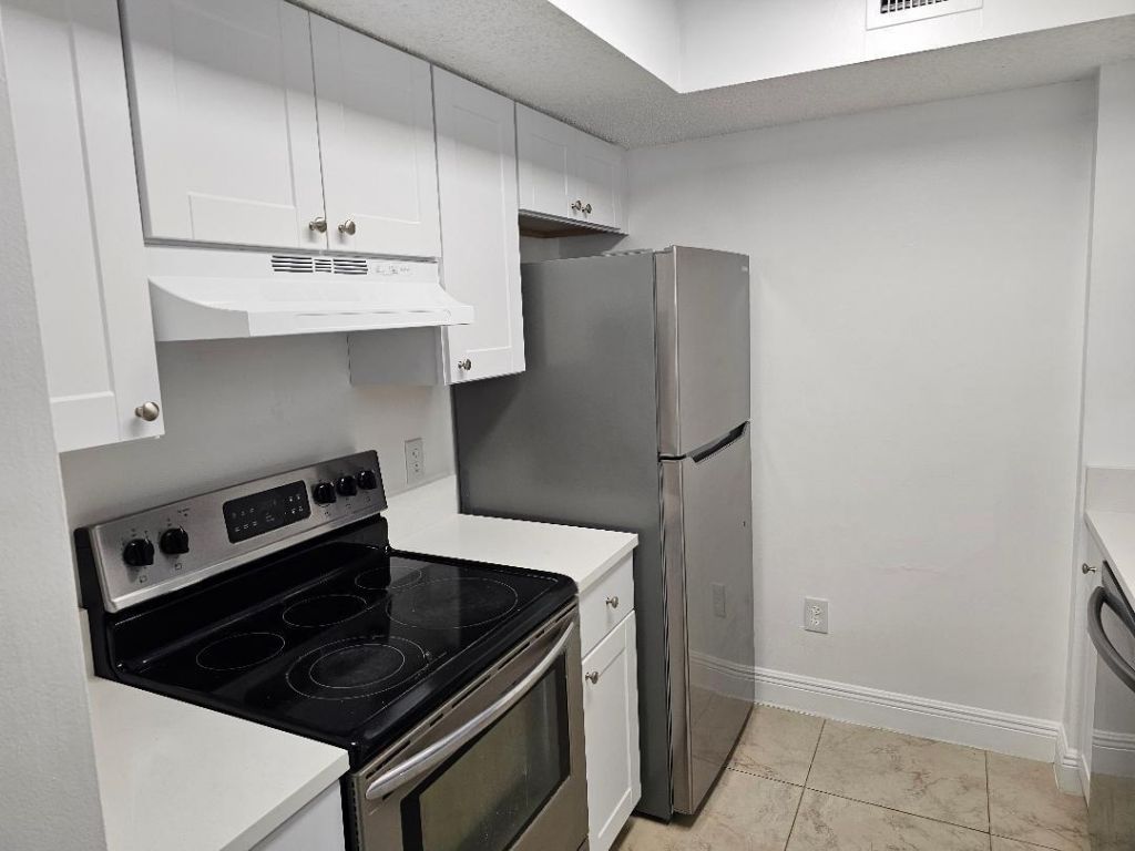 460 S Park Road, Unit 6-207, Hollywood, FL 33021 Photo