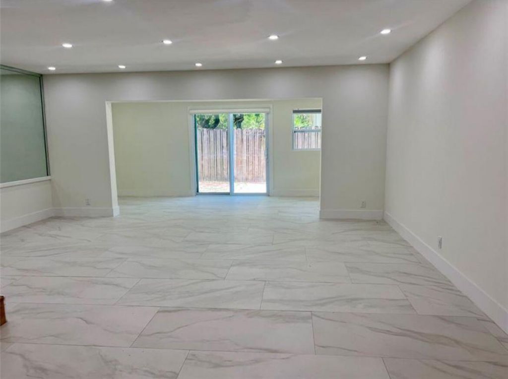 2801 N 34th Avenue, Unit 16a, Hollywood, FL 33021 Photo