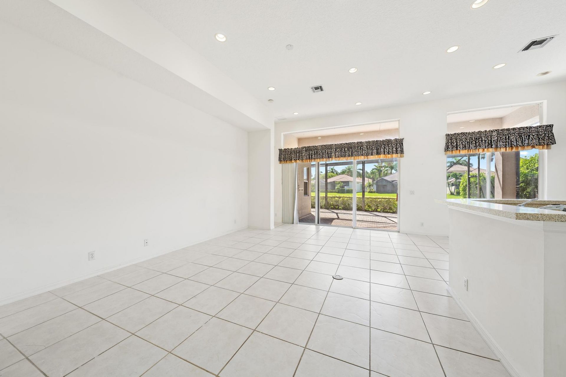10910 Grande Boulevard, West Palm Beach, FL 33412 Photo