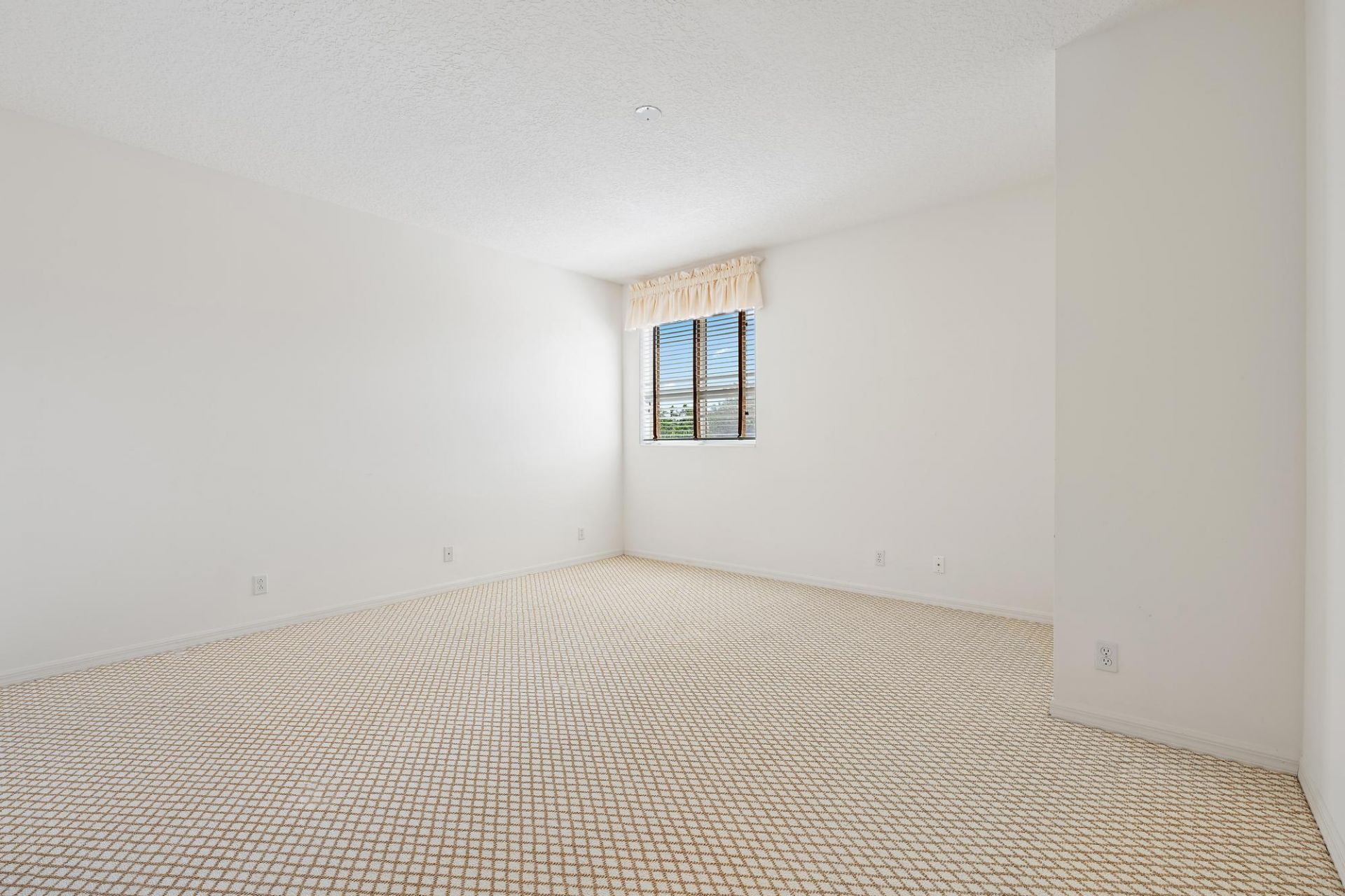10910 Grande Boulevard, West Palm Beach, FL 33412 Photo