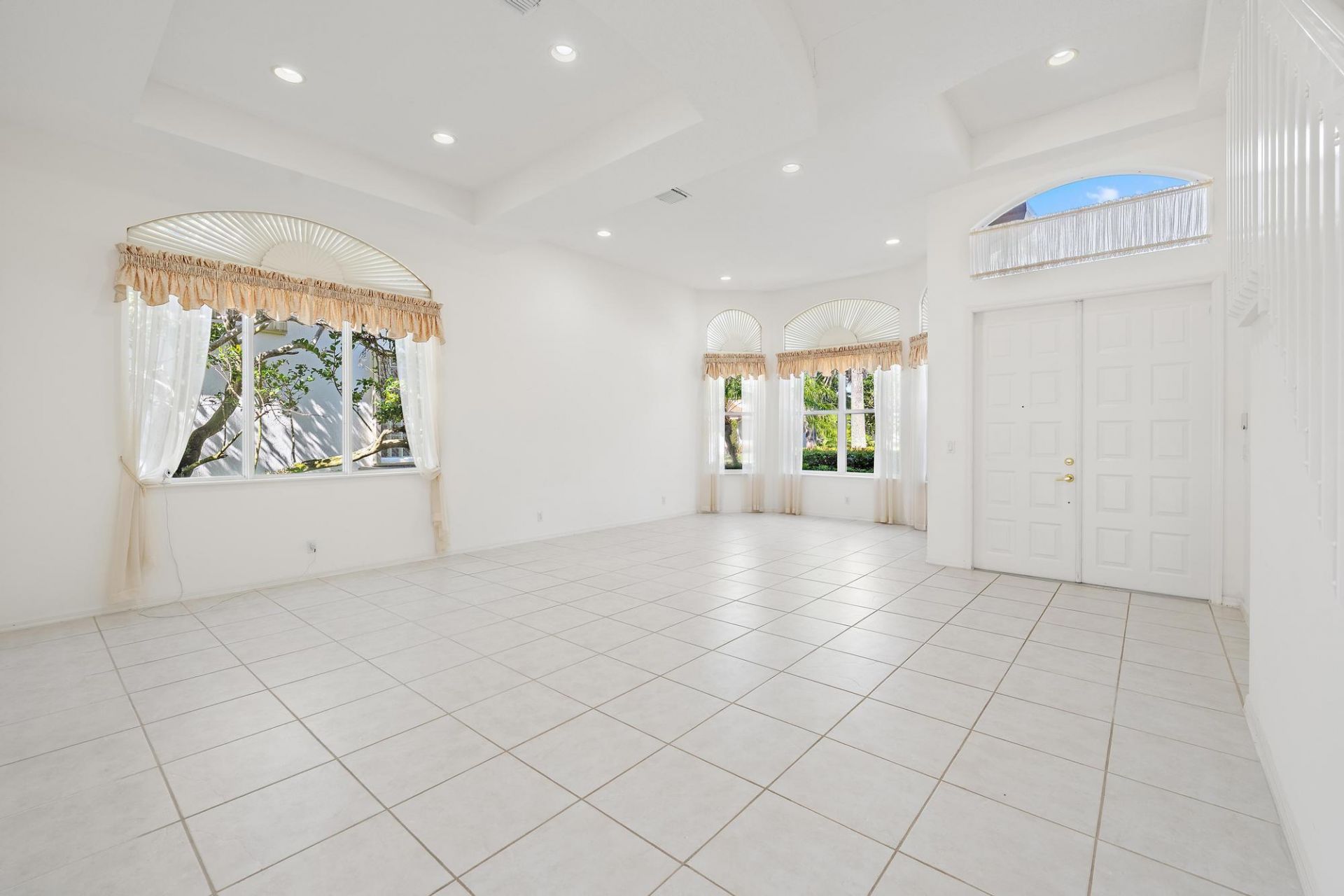 10910 Grande Boulevard, West Palm Beach, FL 33412 Photo