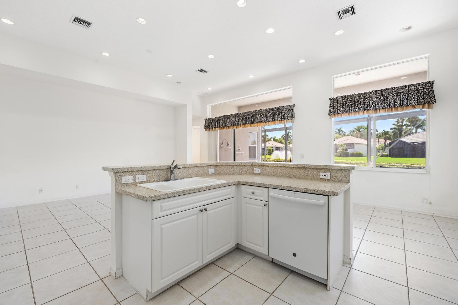 10910 Grande Boulevard, West Palm Beach, FL 33412 Photo