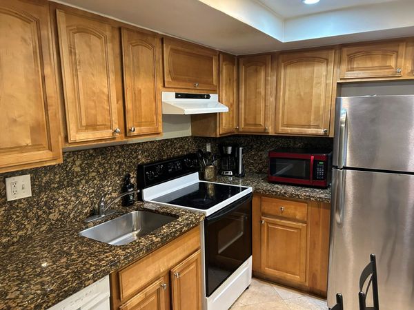 510 NE 17th Avenue, Unit 105, Fort Lauderdale, FL 33301