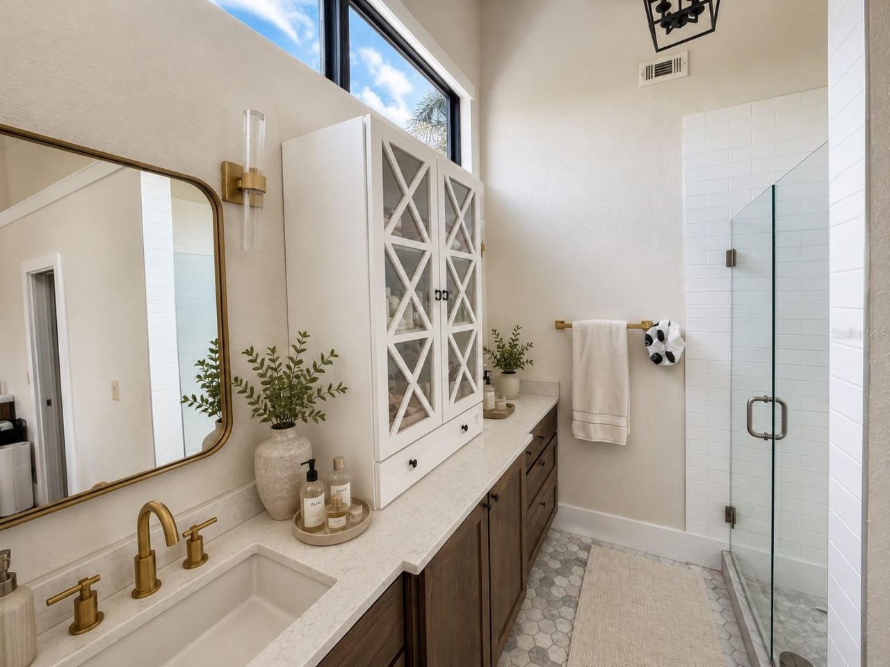 7826 Pine Haven Court, Orlando, FL 32819 Photo