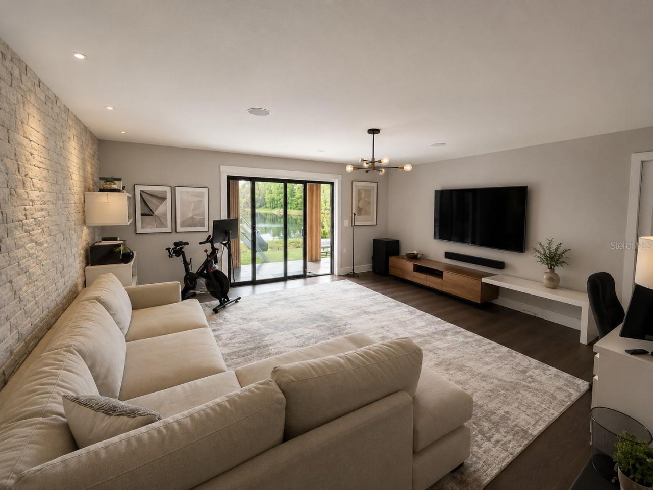 7826 Pine Haven Court, Orlando, FL 32819 Photo
