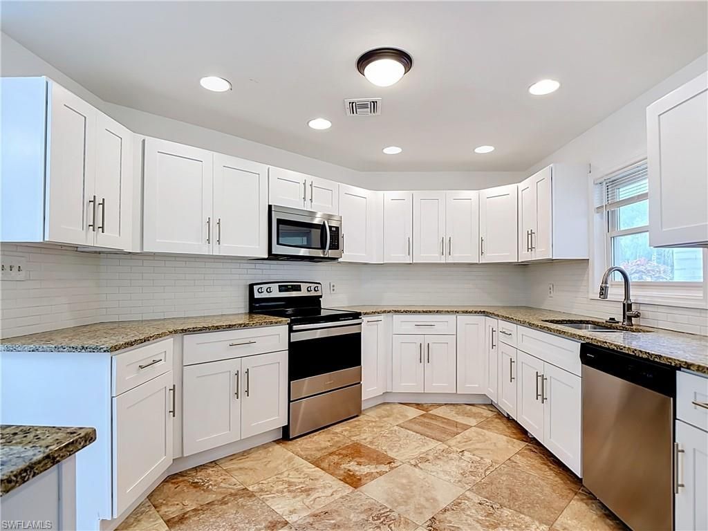 56 Grey Wing Pt , Naples, FL 34113 Photo