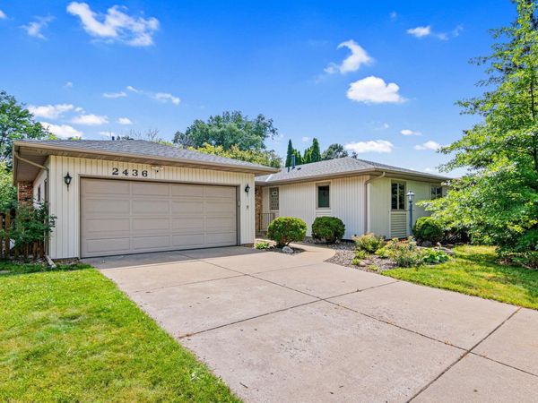 2436 Standridge Avenue, Maplewood, MN 55109