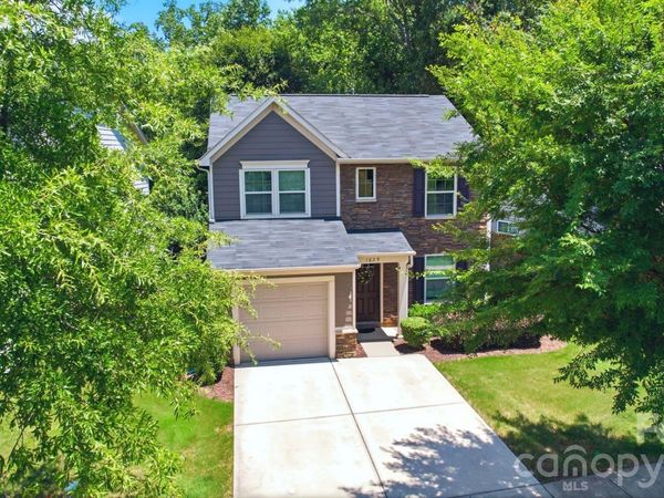 1829 Evergreen Drive, Charlotte, NC 28208