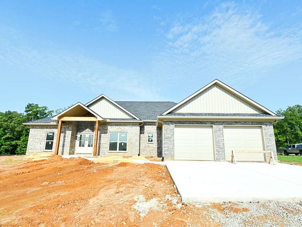 192 Titus Cv., Mooreville, MS 38857