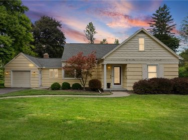 76 French Road, Rochester, NY 14618