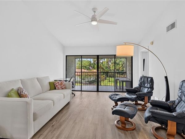 909 Augusta BLVD, Unit 7, NAPLES, FL 34113