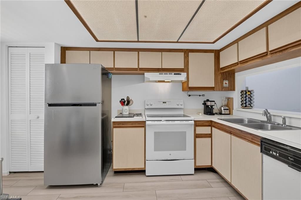 909 Augusta Blvd, Unit 7, Naples, FL 34113 Photo