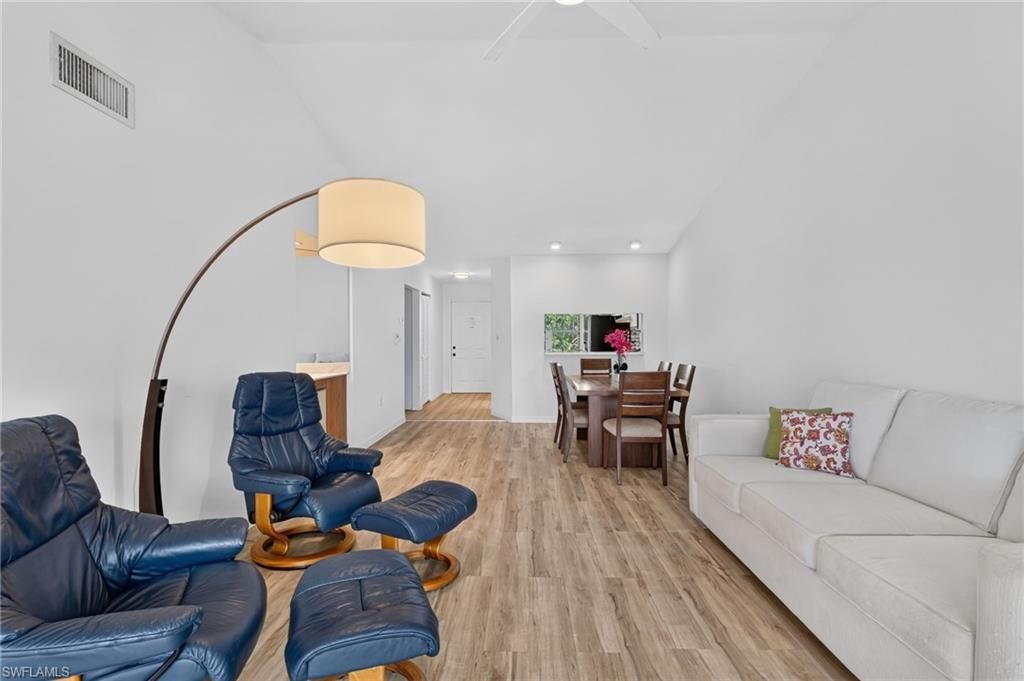 909 Augusta Blvd, Unit 7, Naples, FL 34113 Photo