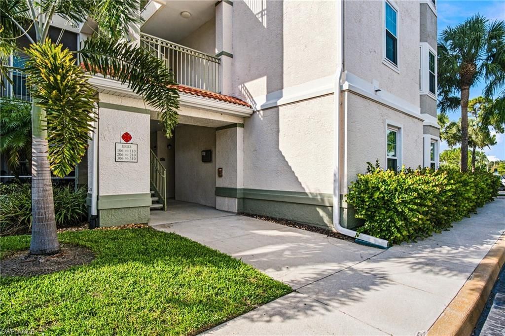 23560 Walden Center Dr , Unit 207, Estero, FL 34134 Photo