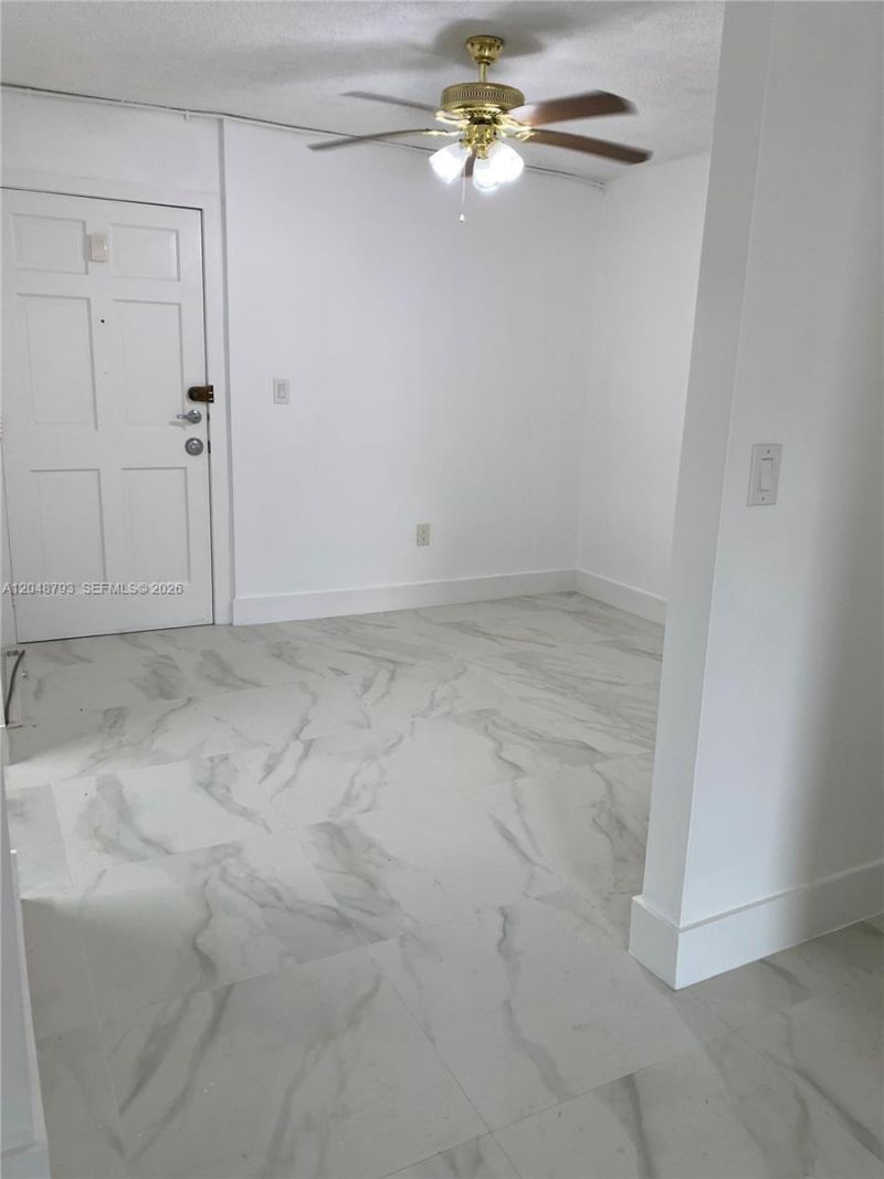 6190 W 19th Ave , Unit 206, Hialeah, FL 33012 Photo