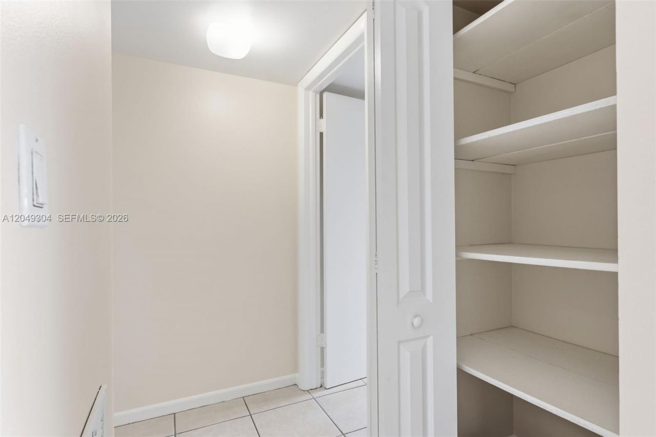 10425 SW 112th Ave, Unit 302, Miami, FL 33176 Photo