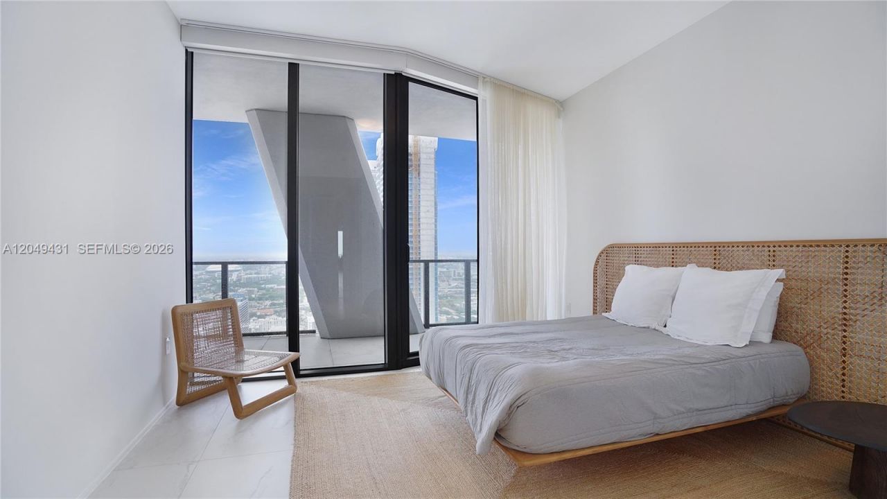 1000 Biscayne Blvd , Unit 4401, Miami, FL 33132 Photo