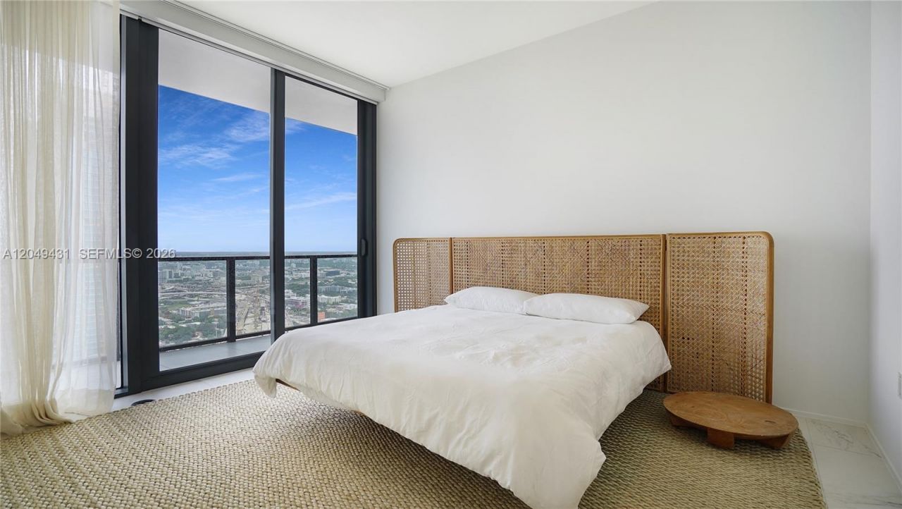 1000 Biscayne Blvd , Unit 4401, Miami, FL 33132 Photo
